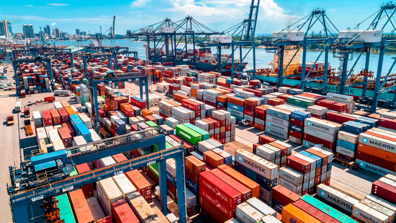 Container port terminal